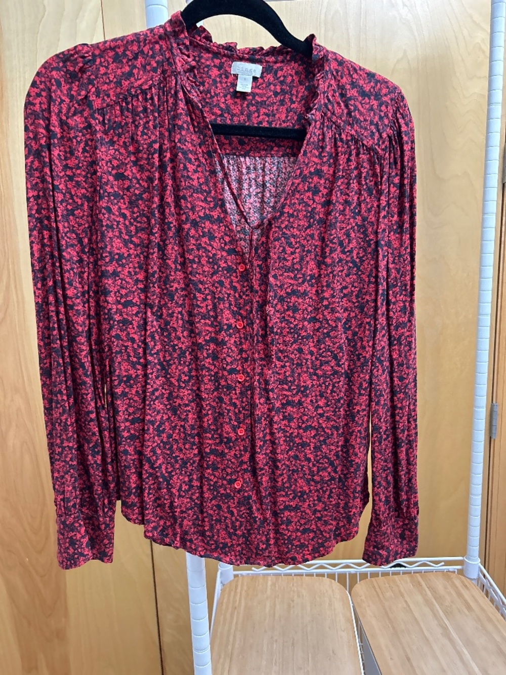 Hinge black and red long sleeve blouse size Small
